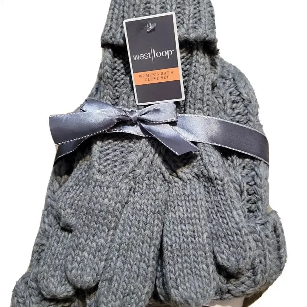 NWT West Loop Grey Beanie Pom Pom Hat & Gloves Gift Winter Set Cozy,Soft,Beautif
